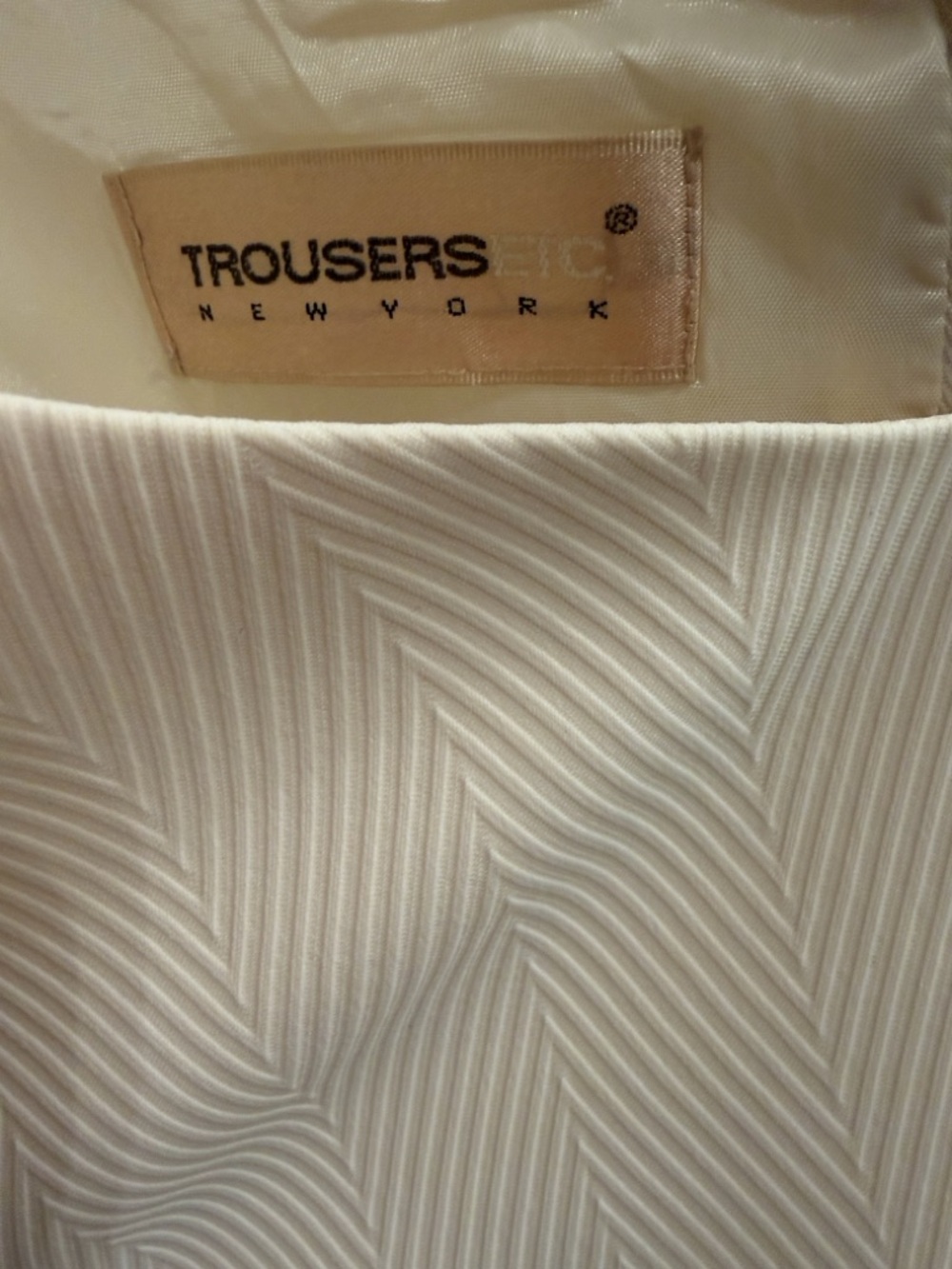 Sleeveless Cream Two-Piece Ponte Pantsuit - Picture 3 of 7